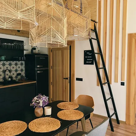 Boiko House - з чаном-джакузі